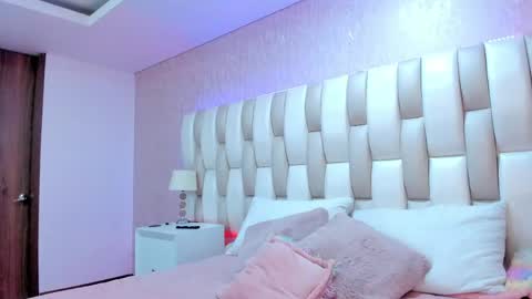 bad__girll_ online show from June 4, 3:23 am