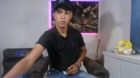 bad_boy_master_findom online show from June 10, 12:43 am