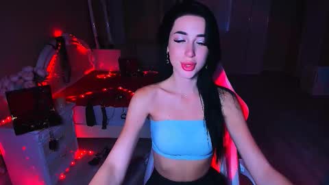 Miss Desire...do you remember online show from September 26, 8:33 am