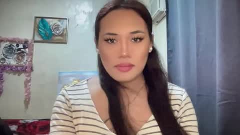 AMARA - FOLLOW ME AND THUMBS UP online show from February 14, 12:57 am