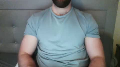 baddboy24777 online show from May 11, 12:17 am