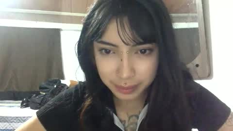 baddestcat online show from May 18, 4:07 am