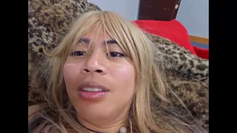 baddiee18 online show from January 17, 1:25 am