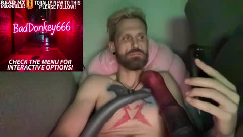 Snapshot of baddonkey666 chatting on March 8, 10:00 am baddonkey666 online show from March 8, 10:00 am