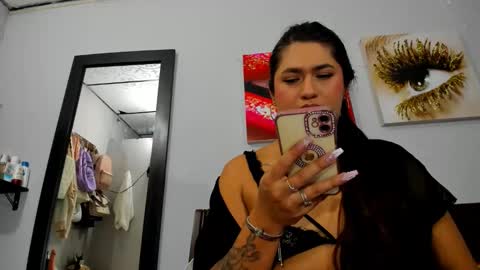 Snapshot of badoozdoll69 chatting on December 6, 2:40 am Alexandra  Independent model online show from December 6, 2:40 am