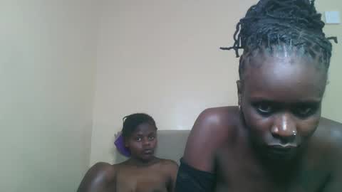 bads_girles online show from February 10, 5:38 pm