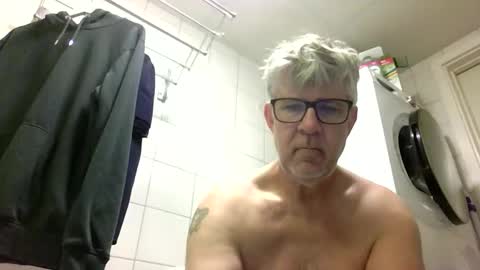 baggelina75 online show from June 10, 3:39 am