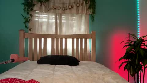 Snapshot of bailijade chatting on September 9, 3:45 pm My name  BailiJade   online show from September 9, 3:45 pm