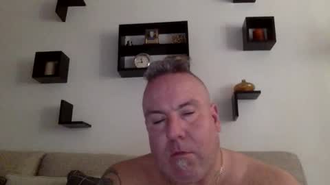 banana5289 online show from April 16, 6:52 pm