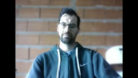 Ezequiel online show from November 5, 5:04 pm