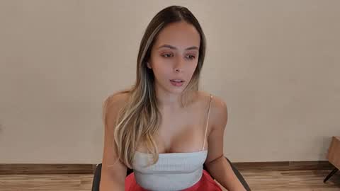 Snapshot of barbara_weber chatting on December 9, 1:18 am barbara_weber online show from December 9, 1:18 am