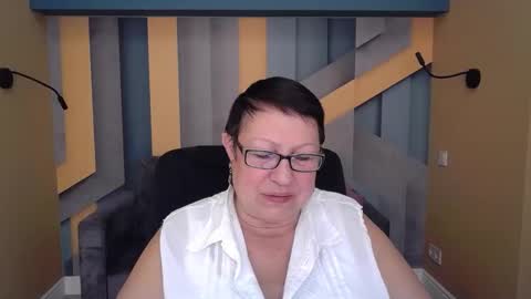 Snapshot of barbaraturners chatting on October 22, 7:04 pm barbaraturners online show from October 22, 7:04 pm