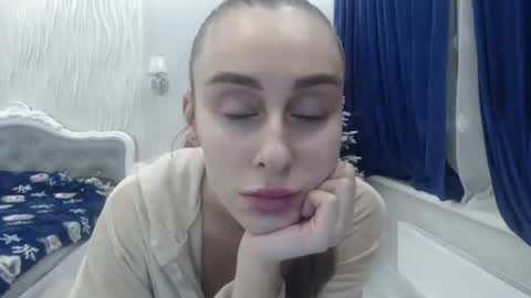 Kate online show from January 13, 9:00 pm