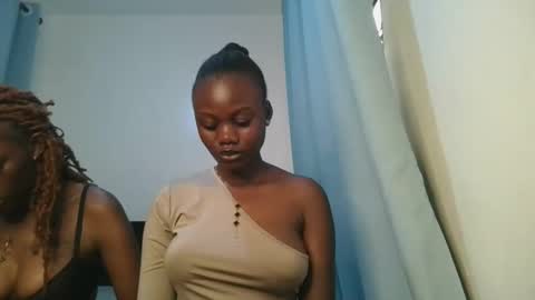 queen online show from February 21, 9:34 am