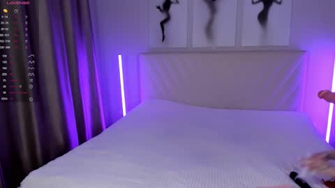  Emma online show from September 21, 8:02 pm