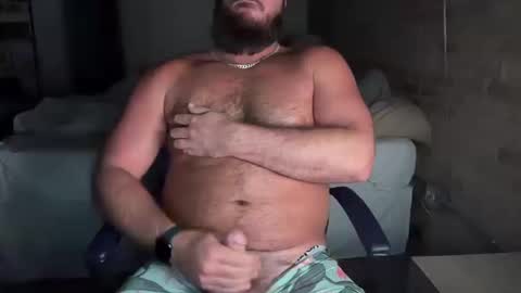 Snapshot of barebackheat chatting on October 13, 11:34 am Barebackheat online show from October 13, 11:34 am