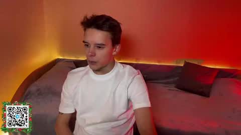 Snapshot of barney_kevin chatting on December 23, 6:58 pm Fansly  Barney  and Kevin T  online show from December 23, 6:58 pm