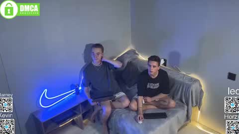 Snapshot of barney_kevin chatting on February 28, 7:46 pm Fansly  Barney  and Kevin T  online show from February 28, 7:46 pm