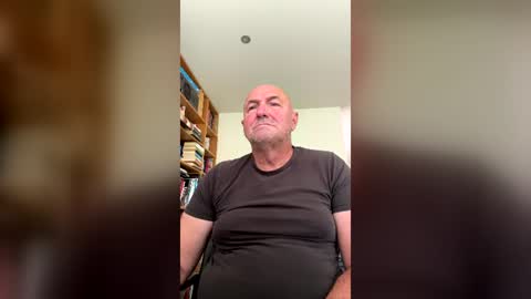 bartvel online show from June 17, 8:41 am