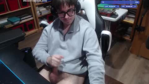 Ricky online show from March 2, 9:32 pm