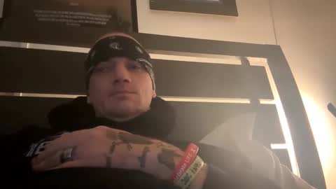 battlewolfxx online show from December 20, 3:58 am