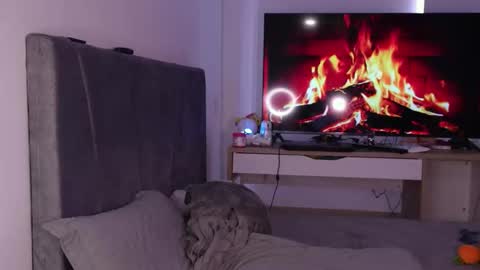 Valentino online show from February 3, 9:19 pm