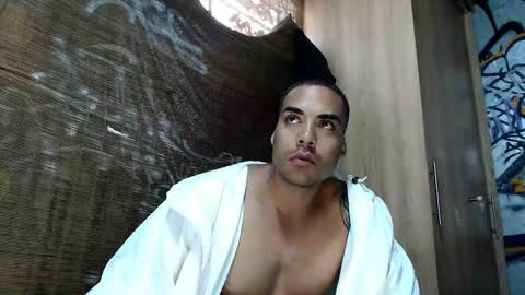 Justin online show from November 23, 7:12 pm