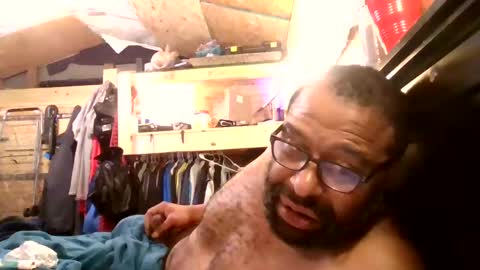 bbcwithahook online show from January 12, 5:24 am