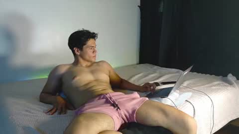 unknown online show from July 24, 11:02 pm