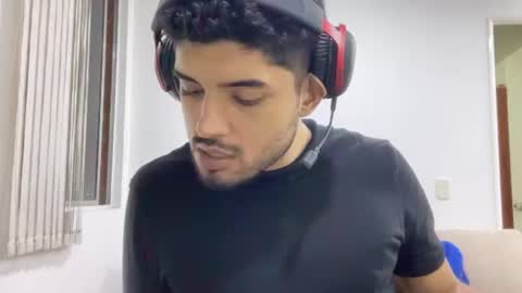 bdever7 online show from April 18, 1:51 am