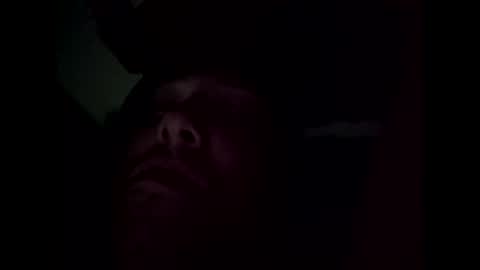 bdhorny33388 online show from May 17, 5:49 am