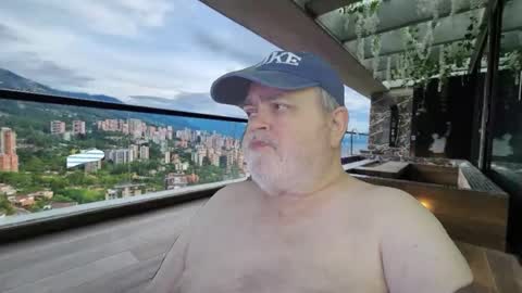 Dookie online show from April 8, 11:19 pm