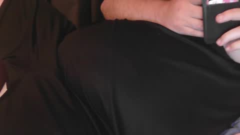 Snapshot of bear_man_oi chatting on February 5, 2:59 pm bear_man_oi online show from February 5, 2:59 pm