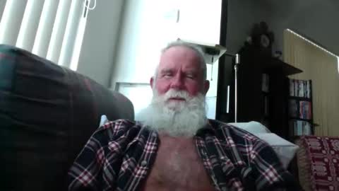 beardbushy online show from June 8, 2:29 pm