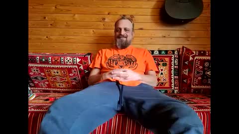 bearded_woodsman online show from December 10, 5:11 pm