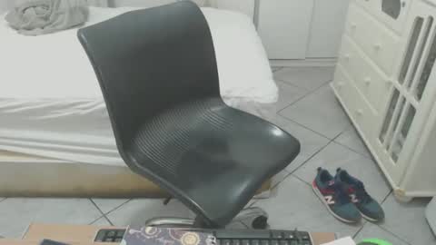 Snapshot of beastbearmg chatting on September 30, 1:16 am beastbearmg online show from September 30, 1:16 am