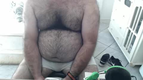 Snapshot of beastbearmg chatting on September 20, 6:22 pm beastbearmg online show from September 20, 6:22 pm