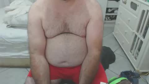 Snapshot of beastbearmg chatting on October 30, 12:11 am beastbearmg online show from October 30, 12:11 am