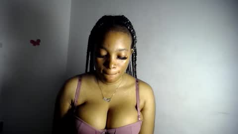 moanna online show from February 13, 10:35 pm