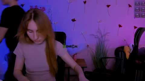 liam online show from April 5, 7:44 pm