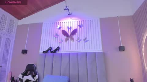Chantall online show from July 28, 11:28 am