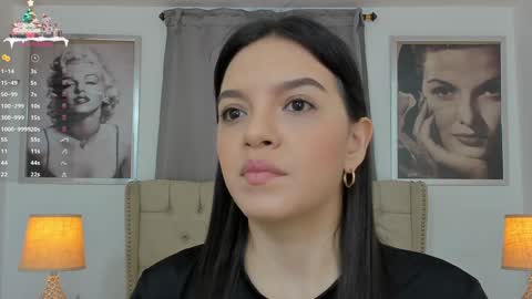 Ariana Reyes online show from December 31, 12:04 pm