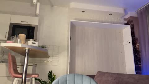 Sophie online show from March 4, 8:28 pm