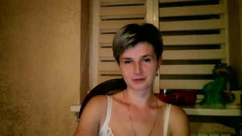 Snapshot of beautyksenia chatting on October 21, 8:45 pm BeautyKsenia online show from October 21, 8:45 pm