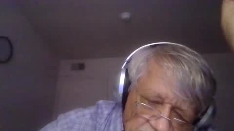 beautytomyeyes online show from October 19, 2:49 am