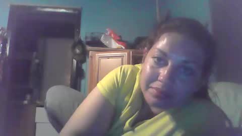 beccabee37 online show from January 10, 9:15 am