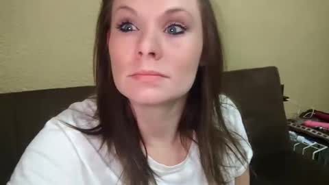 BECKY BOO  online show from February 3, 7:24 am