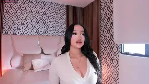 BELLA online show from May 10, 12:33 pm