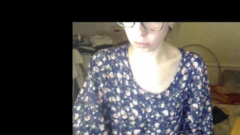 Snapshot of beettydream chatting on February 15, 8:54 pm BeettyDream online show from February 15, 8:54 pm