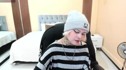 Bela online show from May 23, 1:07 pm